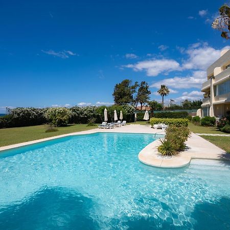 Beachfront Neptuno I, Complex,Views,Pool,Garden, Elviria ماربيا المظهر الخارجي الصورة