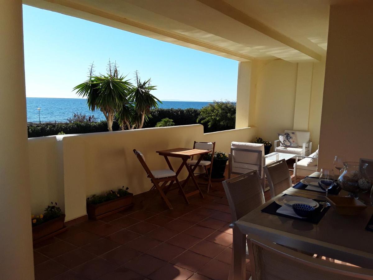 Beachfront Neptuno I, Complex,Views,Pool,Garden, Elviria ماربيا المظهر الخارجي الصورة